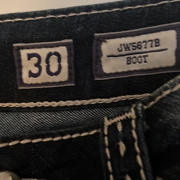 Miss Me traditional boot size 30-rise8” and inseam 30”. Perfect condition. - Picture 3 of 5